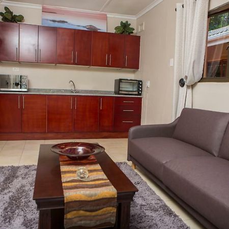Dyna Guest House 다반 외부 사진