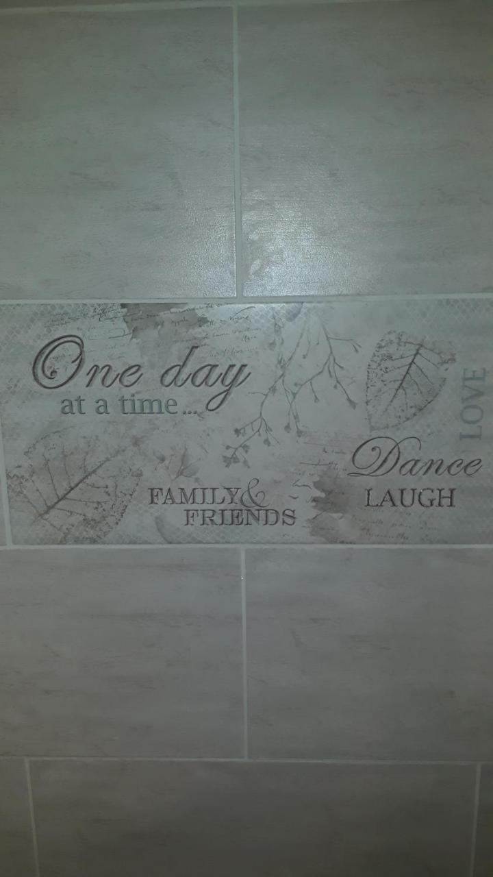 Dyna Guest House 다반 외부 사진
